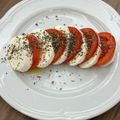 クックYS50's cooksnap of when they made 簡単！バジル香るトマトのカプレーゼ☆.