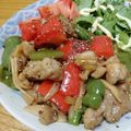 クックHBQ370☆'s cooksnap of when they made 鶏モモ肉とピーマンの甘辛酢炒め.
