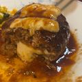 大熊猫さん's cooksnap of when they made ハンバーグ☆チーズイン☆簡単ソース.