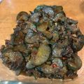 かなえ369's cooksnap of when they made 瓜(巨大きゅうり）のニンニク味噌炒め.