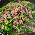 ｸﾏﾘｴ's cooksnap of when they made ♪簡単♪なばなと牛肉のオイスター炒め.