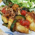クックHBQ370☆'s cooksnap of when they made 簡単♪鶏とズッキーニとジャガイモの炒め物.