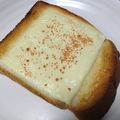 ＊れいぴん＊'s cooksnap of when they made 明太子チーズ風トースト（三島の・あかり）.