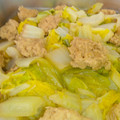 賄いのおばちゃん's cooksnap of when they made 鶏団子と白菜の煮浸し.