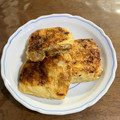 ★☆いずみ☆★'s cooksnap of when they made さばみそ煮缶と薄揚げでキャベツメンチ風.