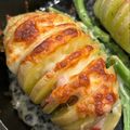 saki1010's cooksnap of when they made ベーコンサンド★ハッセルバックポテト.