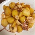 あやママ99's cooksnap of when they made いかとじゃがいものガリバタ炒め♪.
