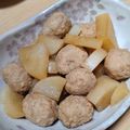 ナーちゃん's cooksnap of when they made 大根と玉ねぎ肉団子の煮物♪ふっくら美味♡.