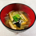 みぽぽ37's cooksnap of when they made えのきとキャベツのみそ汁.