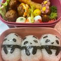 ★なみ☆'s cooksnap of when they made パンダおにぎり 大量生産可能～.