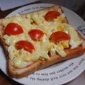 KADOちゃん's cooksnap of when they made プチトマトでエッグトースト.