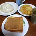よちりん's cooksnap of when they made 朝ごパ～ン❢すり胡麻蜂蜜トースト～\♡/.