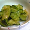 なつきばぁば's cooksnap of when they made 簡単！うりのお漬け物♪.