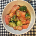 ぶんぞうぶんた's cooksnap of when they made 胡瓜とトマトの簡単　夏副菜.