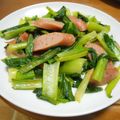 まゆみ母ちゃん's cooksnap of when they made 青菜とウインナーの醤油麹炒め.