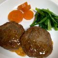 mizuponksk's cooksnap of when they made うちの照り焼き☻和風蓮根はさみハンバーグ.