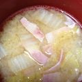 モカchama's cooksnap of when they made 白菜とベーコン、春雨の味噌汁.