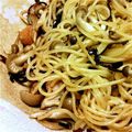 nerolincon's cooksnap of when they made 鮭としめじと昆布佃煮のパスタ.
