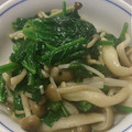 あかぽこママ's cooksnap of when they made ☆白だし☆きのことほうれん草のソテー.