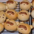 Arran's cooksnap of when they made たぬきのさつまいもチョコあんパン.