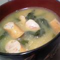 maruru-nn's cooksnap of when they made 小松菜とウィンナーの味噌汁.