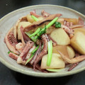 kookuro's cooksnap of when they made 大根といかげその煮物.