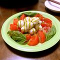 まー５７２'s cooksnap of when they made おもてなしにも！トマトとチーズのサラダ.