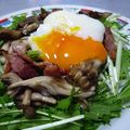 ☆ちょこ☆'s cooksnap of when they made ☆おつまみにもよい☆水菜ときのことベーコンのサラダ（温泉卵かけ）☆.