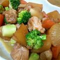 Peace82's cooksnap of when they made 鶏もも肉と大根のバター醤油煮.