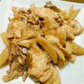 なかとっぴー's cooksnap of when they made 鶏 じゃが きのこ マヨ炒め(^ω^).