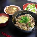 まゆこ．Ｍ's cooksnap of when they made 北海道のジンギスカンDEジンギ丼♡.