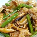 たかこ1095's cooksnap of when they made 椎茸といんげんのピリ辛炒め.