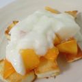 Spieiunium's cooksnap of when they made サクサクパン＆柿とヨーグルトのソース.