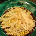 kumikumi99's cooksnap of when they made 簡単美味しい♪もやしのナムル.