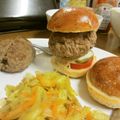 skjko's cooksnap of when they made ♡余ったハンバーグで、簡単ハンバーガー♡.