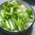 ここあぶるー's cooksnap of when they made 大根葉の漬け物～大根も一緒に♪.