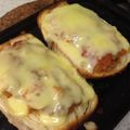 もうらん's cooksnap of when they made ピザじゃないよチーズミートソーストースト.