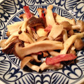 ♡Yukaぶ♡'s cooksnap of when they made 簡単ヘルシー✿きのこの酒蒸し.