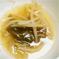 シロクロ7's cooksnap of when they made ワカメスープにもやしをIN.
