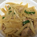 manakon's cooksnap of when they made 節約！挽き肉とジャガイモの炒め物.