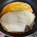 柴犬のお顔☆'s cooksnap of when they made 簡単♡ハムとチーズの納豆オムレツ♡.