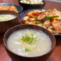 Superlittleboo's cooksnap of when they made 白菜と大根の味噌汁.