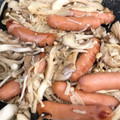 くぅちょこらんたん's cooksnap of when they made 簡単！ソーセージときのこのガリバタ醤炒め.