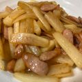 toshio39's cooksnap of when they made 簡単過ぎ！大根＆ウィンナーのコンソメ炒め.