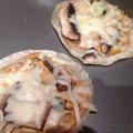 ノースバン's cooksnap of when they made 餃子の皮でなんちゃってピザ！.