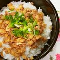 kaori5548's cooksnap of when they made 挽き肉deチンジャオロース丼♪.