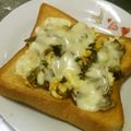 meff's cooksnap of when they made 舞茸と卵乗せトースト☆チーズたっぷり！.