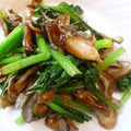 horseland's cooksnap of when they made 小松菜とまいたけの野菜炒め.