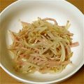 りゅうmama☆'s cooksnap of when they made もやしとベーコンのにんにく炒め.