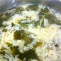6mori's cooksnap of when they made ふんわり玉子のワカメスープ.